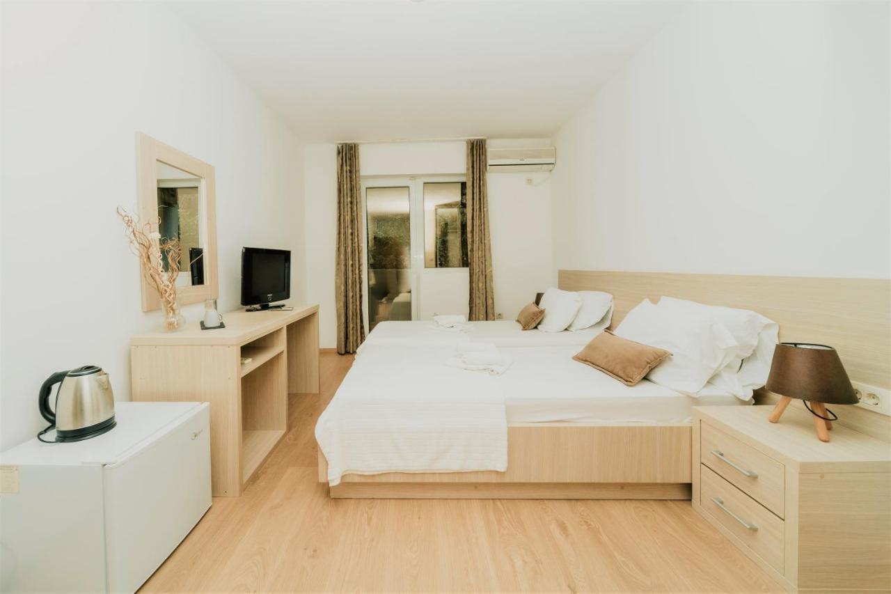 Guesthouse Radjen Sveti Stefan Buitenkant foto