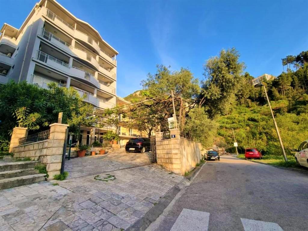 Guesthouse Radjen Sveti Stefan Buitenkant foto